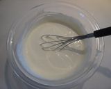 A picture of step 4 of No-Bake (Rare) Cheesecake.