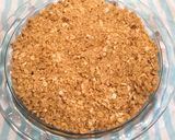 A picture of step 3 of Apple and rhubarb crumble.