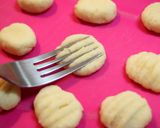 A picture of step 4 of Easy Potato Gnocchi.