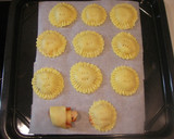 A picture of step 6 of Apple Pie Made with an Easy Pie Crust.