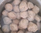 A picture of step 1 of Soya chilli.