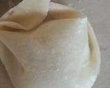 A picture of step 5 of Qeema vgi wonton.