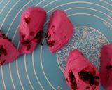 Foto langkah ke 6 dari resep Cranberries Cheese Dragon Fruit.