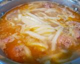 Hình bước làm 3 của món Bánh canh bột xắt nấu thịt gà,riêu tôm thịt