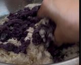 Foto langkah ke 2 dari resep Bakpao Ubi Ungu isi Unti Kelapa Putih.