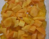 A picture of step 5 of Mango Trifle.