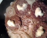 A picture of step 3 of Brie burgers and onions.