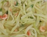 Foto langkah ke 4 dari resep Tumis Labu Siam Ebi.