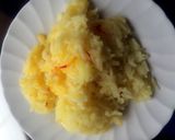 A picture of step 3 of Garides (Prawns) saganaki.