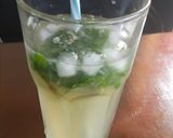 A picture of step 4 of Mojito.