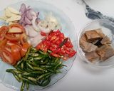 Foto langkah ke 1 dari resep Asam Manis Ikan Asin.
