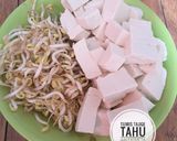 Foto langkah ke 1 dari resep Tumis Tauge Tahu.
