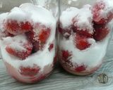 A picture of step 2 of Preservative-Free and Safe Strawberry Syrup.