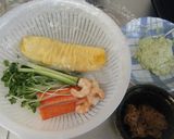 A picture of step 1 of Futomaki or Ehomaki California Rolls.