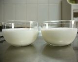 A picture of step 4 of Refreshing Bavarian Cream With Kiwifruit.