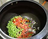 A picture of step 1 of Oats moong dal khichdi.