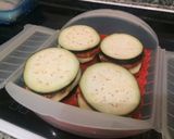Foto del paso 5 de la receta: Moussaka de berenjena, patata y boloñesa vegetariana en estuche Lékué