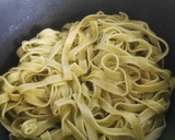 Foto del paso 6 de la receta: Pasta en salsa verde