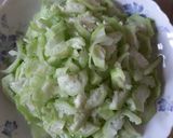 চিচিঙ্গা দিয়ে মসুর ডাল রেসিপির ধাপ 2 ছবি