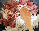 Foto del paso 3 de la receta: Arroz con carne mongoliana