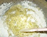A picture of step 6 of Oil-free Banana Kiwi Cake.