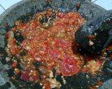Foto langkah ke 8 dari resep Bakso Telur Geprek Matah.