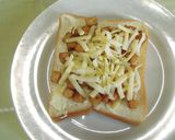 A picture of step 3 of Satsuma-age Ball Toast.