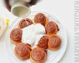 A picture of step 9 of Cinnamon coconut rolls.