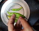 A picture of step 5 of Besan green chilli pakoda😍.