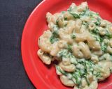 Foto langkah ke 4 dari resep Creamy Macaroni Spinach and Cheese.