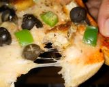 A picture of step 2 of Bread pizza.