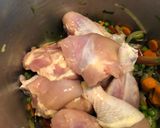 Foto del paso 11 de la receta: Pollo arvejado con champiñones deshidratados