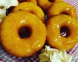 A picture of step 4 of Mango glazed donuts 🍩.