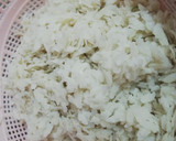 A picture of step 1 of Kanda pooha.