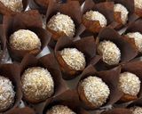 Une image de l'étape 2 de Boules d’énergie noix de coco.