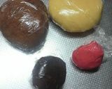 A picture of step 5 of Suzy's Zoo Boof Cookies.