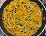 Foto del passaggio 10 della ricetta Scorze d’arancia candite🍊