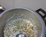 A picture of step 2 of Masala Khichdi.