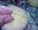 A picture of step 6 of Okonomiyaki Bread Buns.