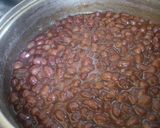 A picture of step 5 of Tsubushi-An (Sweet simmered azuki beans).