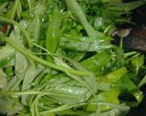 Foto langkah ke 1 dari resep Oseng kangkung saos tiram.
