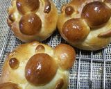 A picture of step 8 of Easy Sweet Bean Paste Buns with a Bread Maker.