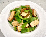 豆乾炒青椒的食譜步驟4照片