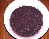 A picture of step 1 of no bake chewy cookies n cream bars..
