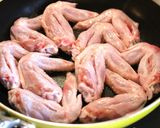 A picture of step 2 of Delicious Chicken Wings with Sweet and Salty Sauce.