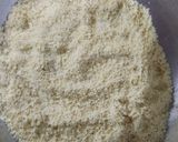 A picture of step 2 of Peanut (singdana) Puri.