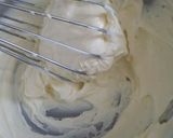 A picture of step 7 of Rich & Cheesy Baked Cheesecake.