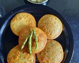 शेगाव कचोरी (Shegaon kachori recipe in marathi) रेसिपी स्टेप 2 फोटो