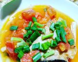 Hình bước làm 3 của món Cá ngừ đại dương sốt cà chua 🐟