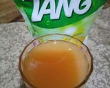 A picture of step 5 of Tango mango drink.